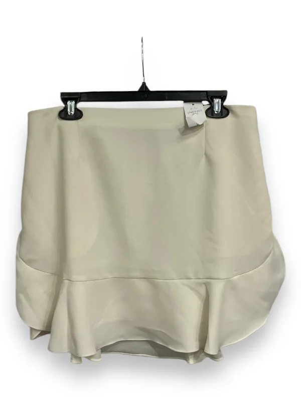 Skirt Mini & Short By Banana Republic In Cream, Size: 12