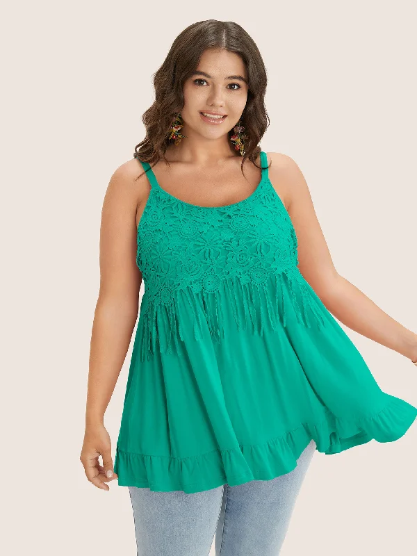 Plain Contrast Lace Ruffle Hem Cami Top